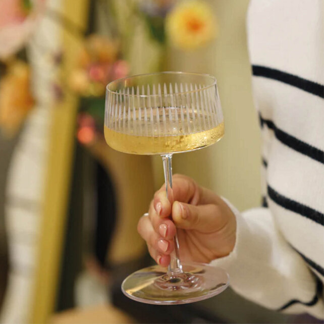 Stölzle Champagnecoupe Soho 27.5 cl Kristalglas  Transparant 6 stuk(s) 535947 Stölzle Champagnecoupe Soho 27.5 cl Kristalglas  Transparant 6 stuk(s) 535947