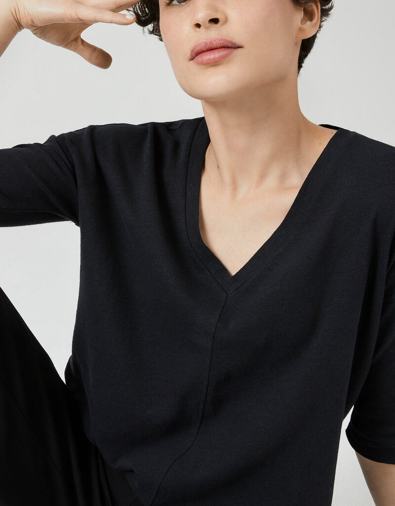 Simple 2415 Longsleeve top black  Simple TOADIE