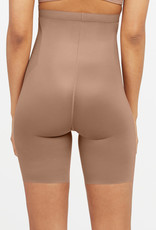 Spanx Spanx Thinstincts 2.0 - High-Waisted Mid-Thigh Short Cafe au Lait