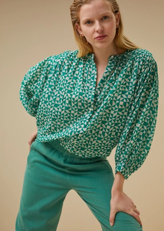 By Bar lucy graphic blouse graphic green By Bar 24112023