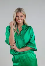 Nukus Nina Top Vneck Silky Green Nukus SS240120692