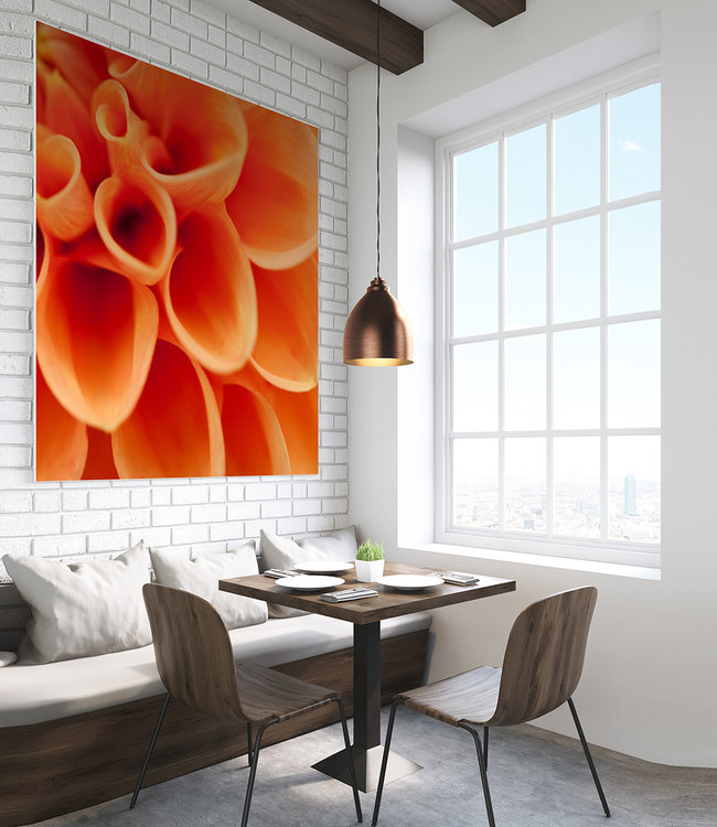 Akustisk bilde "Orangene Dahlie" - i en elegant aluminiumsramme