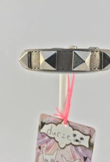 Ducie Ducie - halsband Pyramid Studs zilver (M)