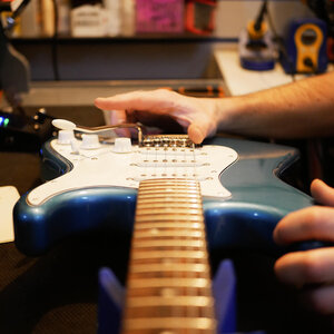 SETUP SETUP Platinum service (Restring, Clean, Intonation, Truss adjustment, Electrical clean and Fret polish)