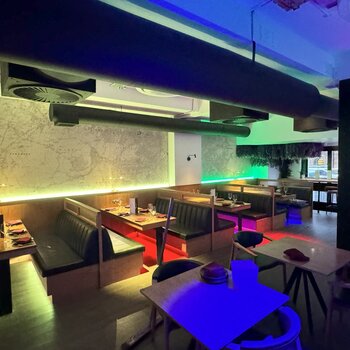 Bar, Restaurant & night club sound and lighting Installation 