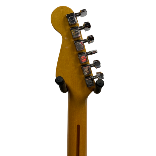 Fender Fender American Stratocaster 1983, Sunburst (Second Hand) Fender Fender American Stratocaster 1983, Sunburst (Second Hand)