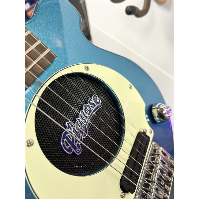 Pignose PGG Travel Guitar with Built-In Amp, Metallic Blue (Second Hand)