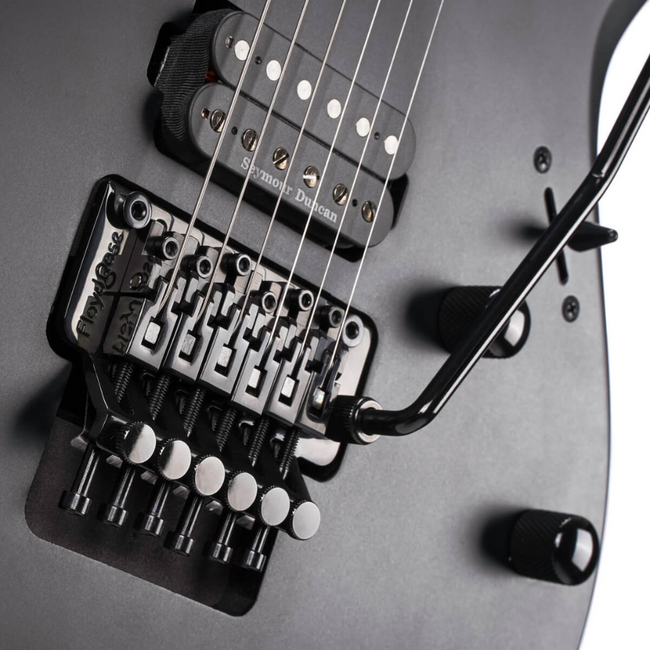 Cort X500 Menace, Black Satin