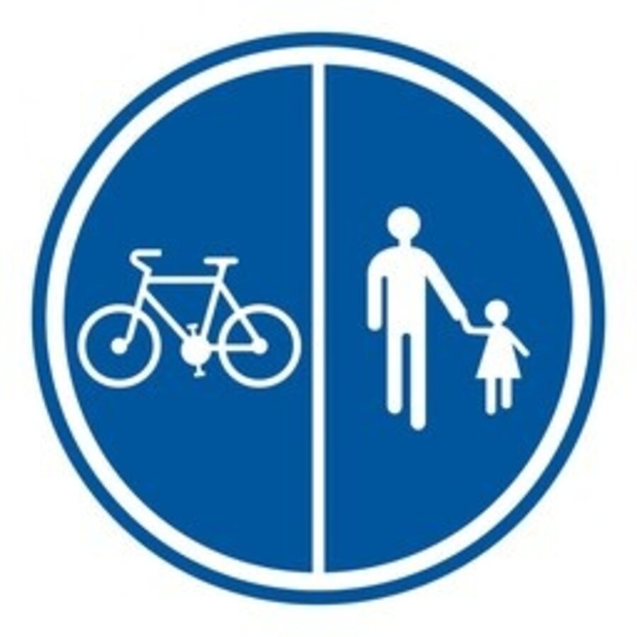 Panneau D9a: Partie de la route réservée aux piétons et cyclistes - Dia 400-1
