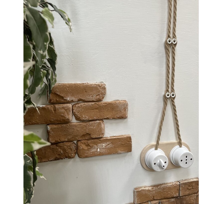 Double base for porcelain switchgear | Wood (natural)