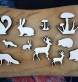 Houten tafelconfetti met bosdieren figuren