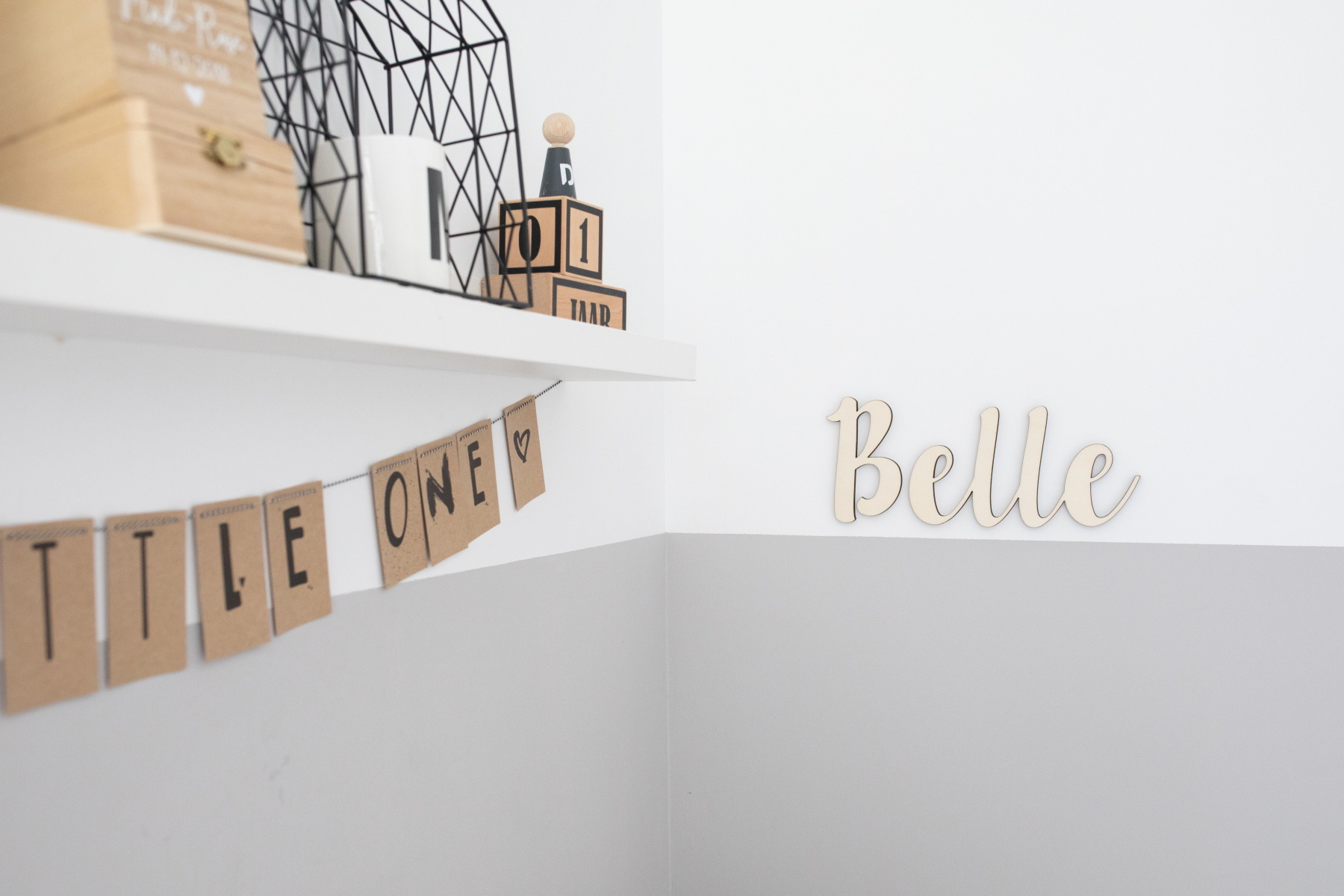 Houten tekst lettertype Belle