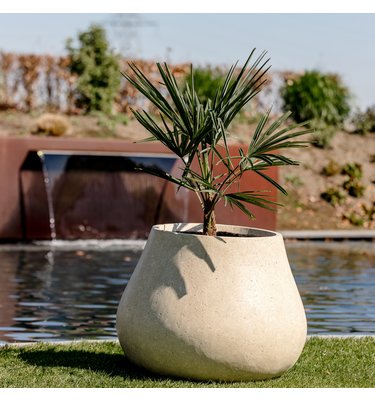 Betonnen bloembak rond "Ash" S (66x50 cm) Off-White