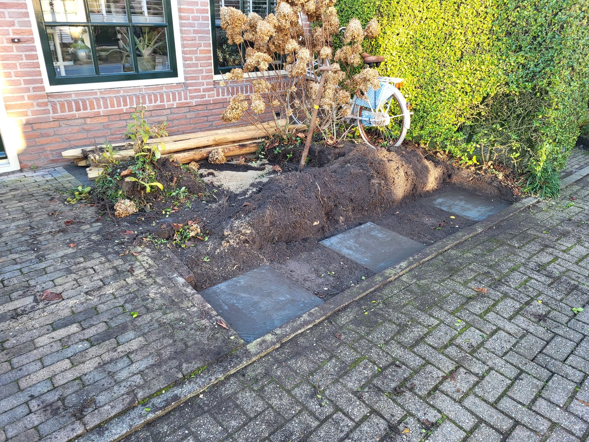 Plaatsen plantenbak zonder bodem