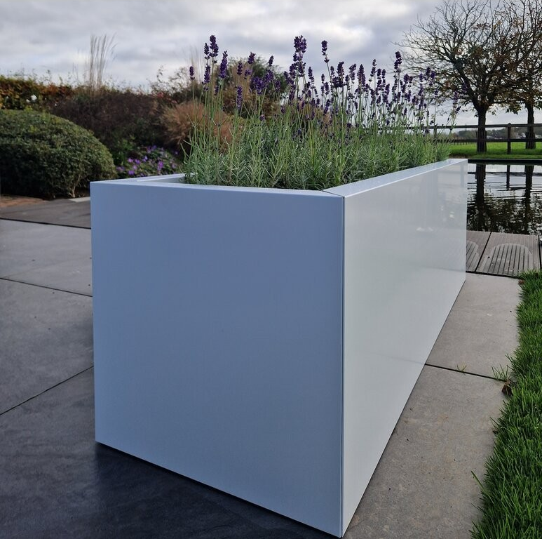 De ultieme gids voor het kiezen van de perfecte plantenbakken voor buiten () De ultieme gids voor het kiezen van de perfecte plantenbakken voor buiten