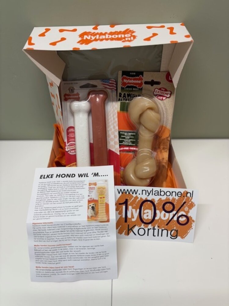 Nylabone Giftbox - Large Nylabone Giftbox - Large