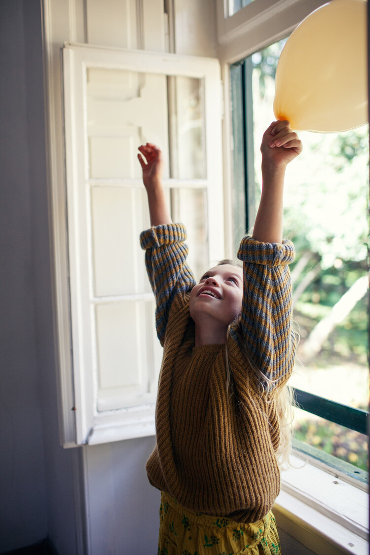 Piupiuchick Knitted sweater - Camel & gray stripes