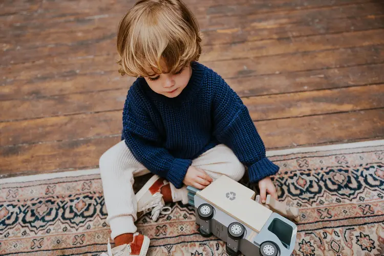 Yuki kidswear Chunky Knitted Sweater - NAVY