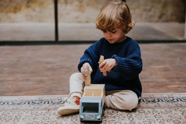 Yuki kidswear Chunky Knitted Sweater - NAVY