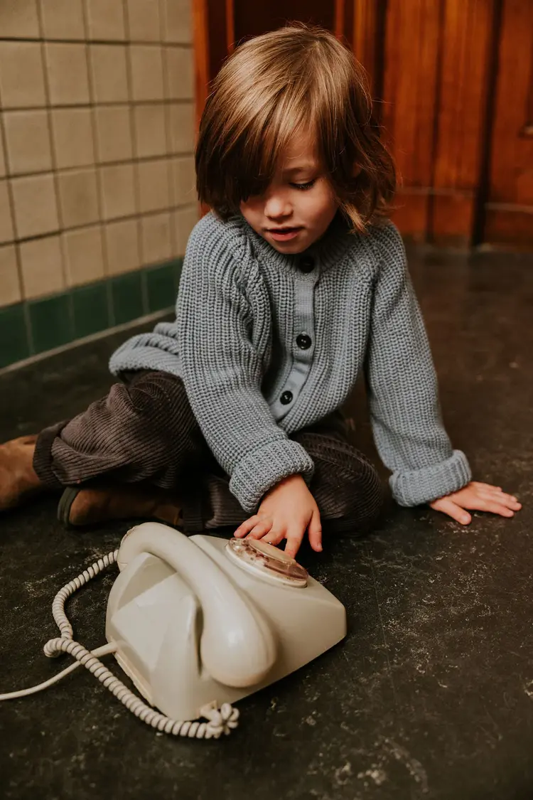 Yuki kidswear  Raglan Cardigan - WHALE BLUE