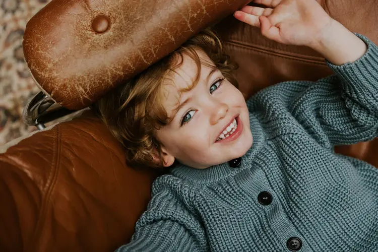 Yuki kidswear  Raglan Cardigan - WHALE BLUE