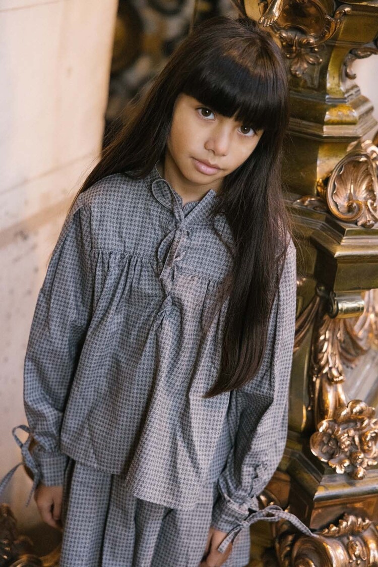 Charlie Petite Joy Blouse - Grey