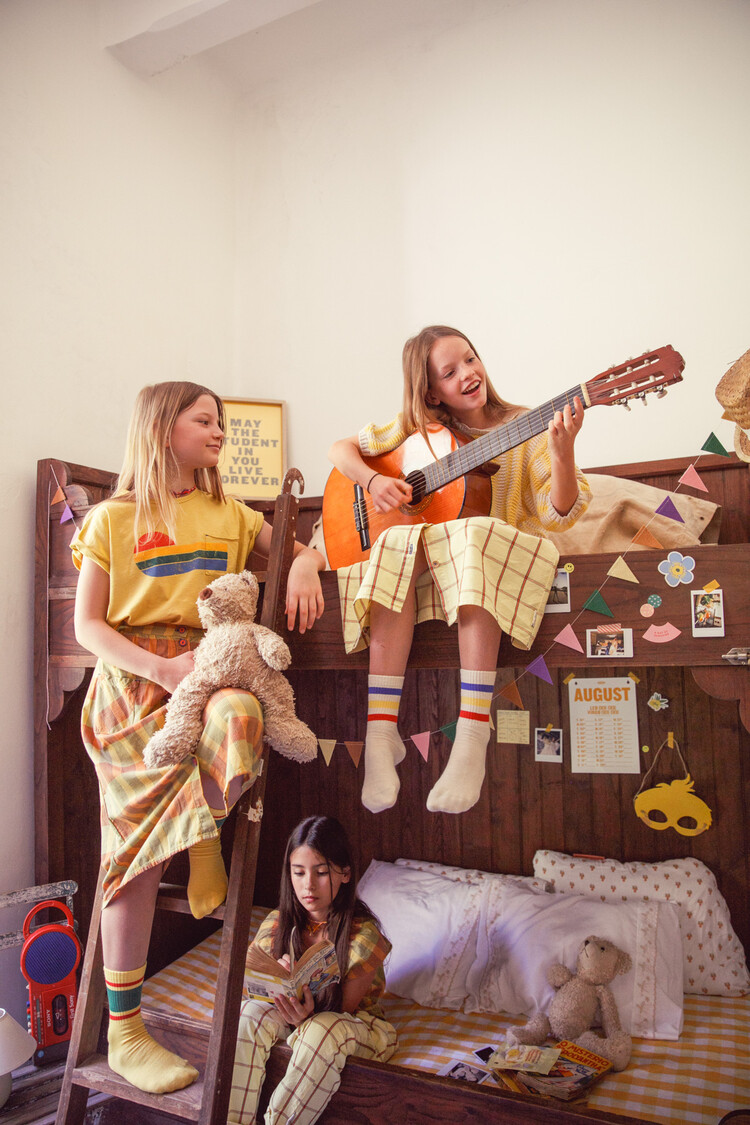 Piupiuchick T'shirt | yellow w/ multicolor wave print