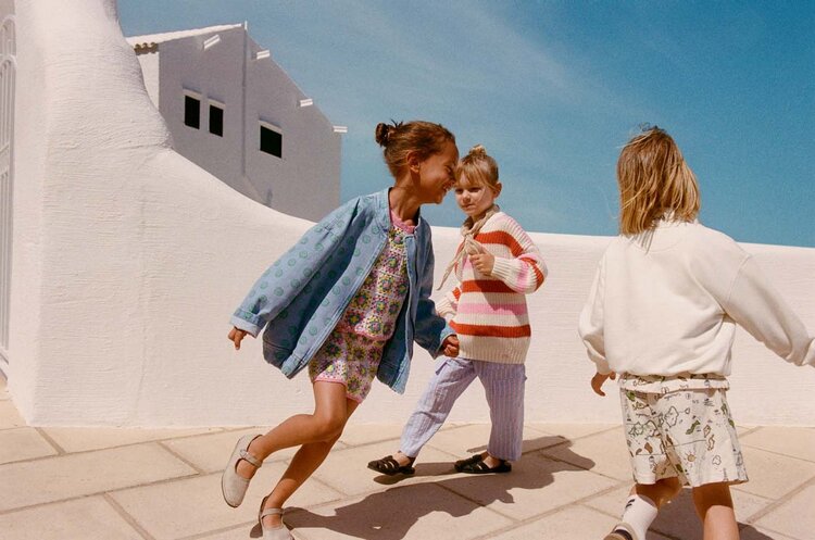 The New Society Bomber Smiley - Light Blue Denim