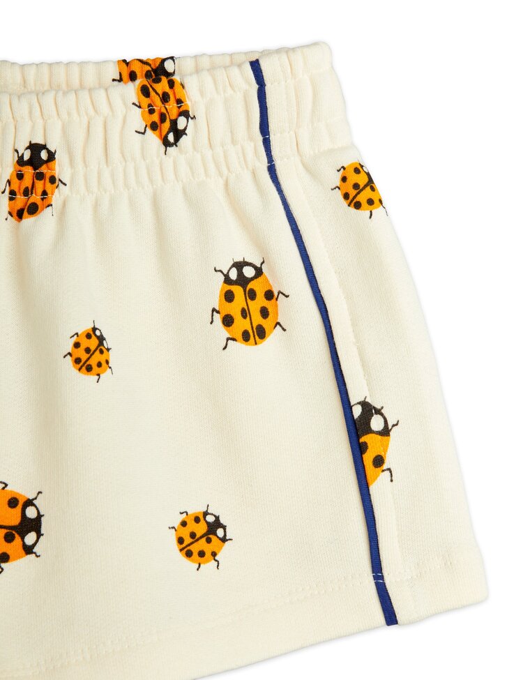 Mini Rodini Ladybugs aop sweatshorts - Offwhite