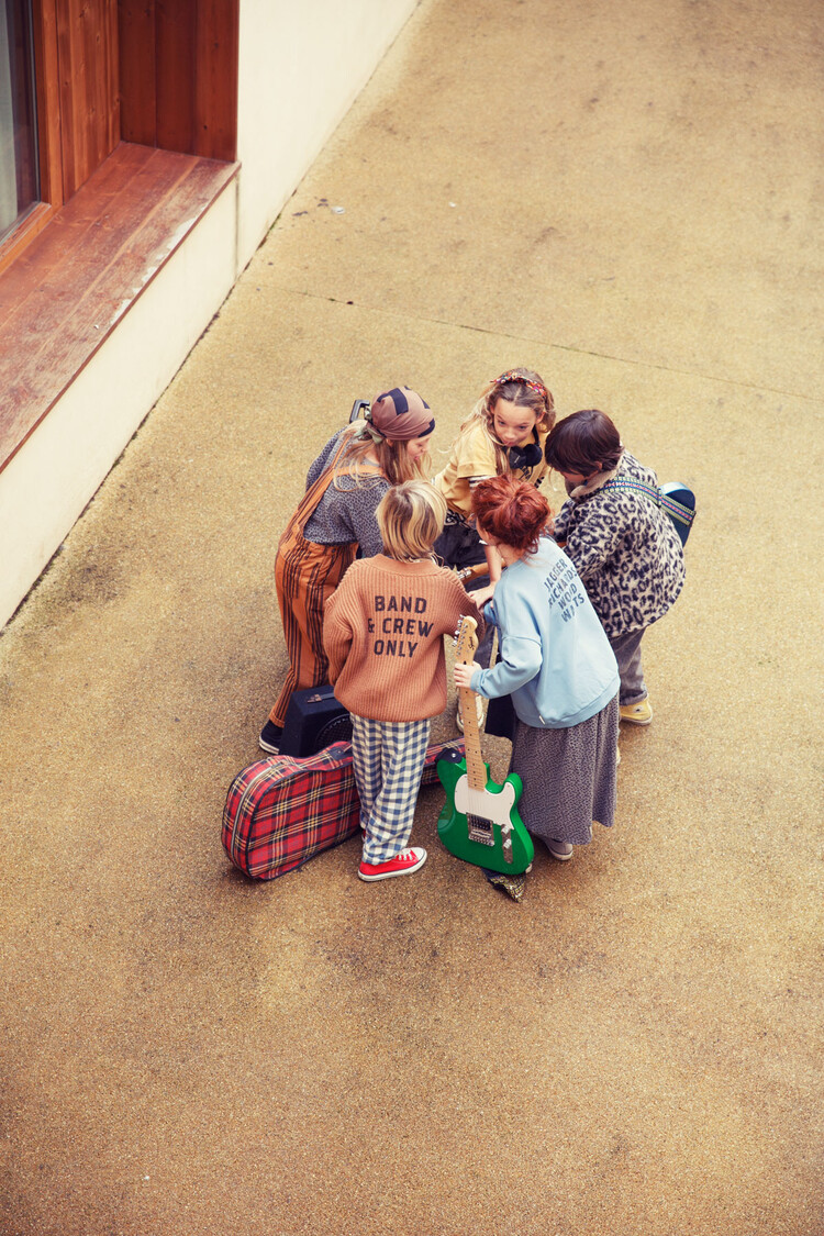 Piupiuchick Sweatshirt | Blue w/ "rock stars" print
