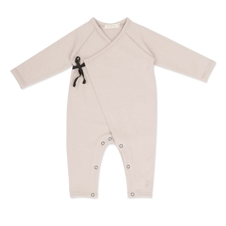 Phil & Phae Cross-over newborn suit - Nougat