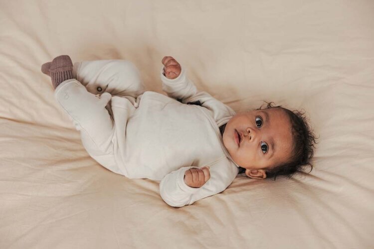 Phil & Phae Crossover newborn suit - Nougat