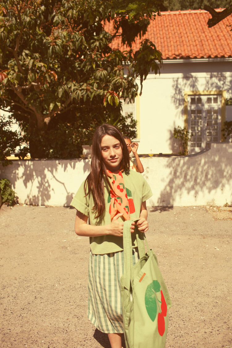 Piupiuchick t'shirt | light olive w/ cherry print