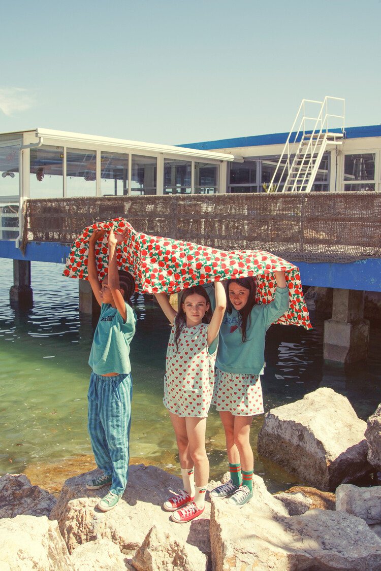 Piupiuchick socks | ecru w/ cherry print