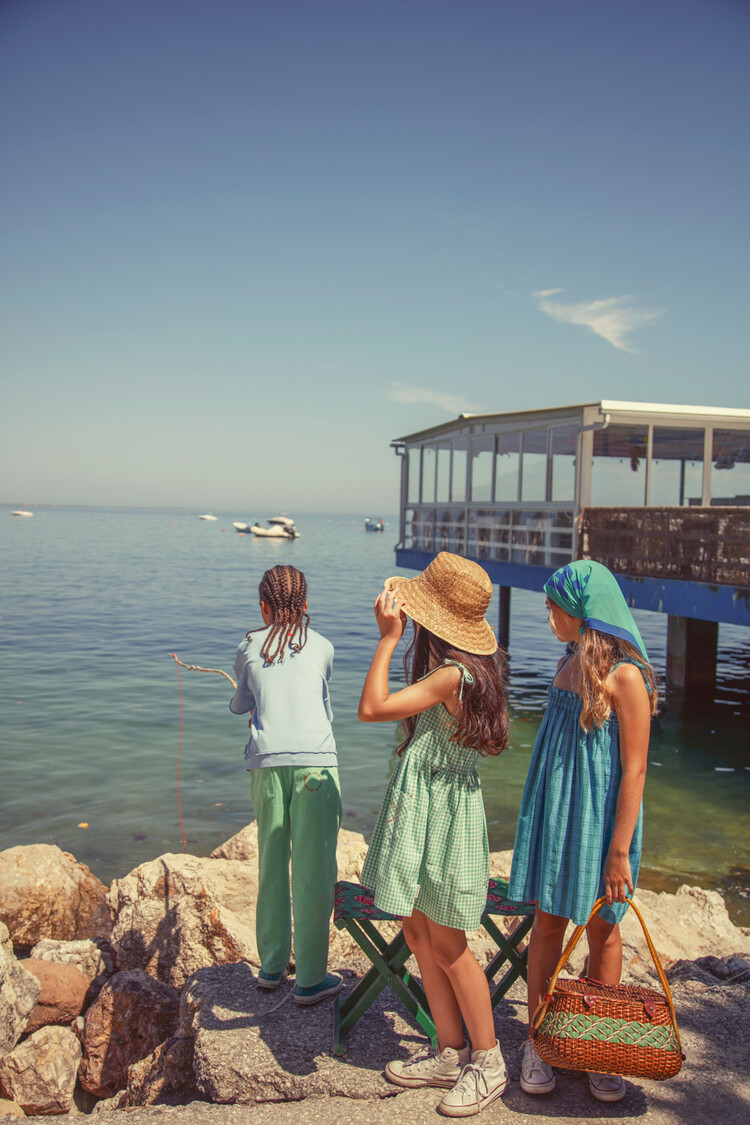 Piupiuchick short sleeve sweatshirt | blue w/ "A" print