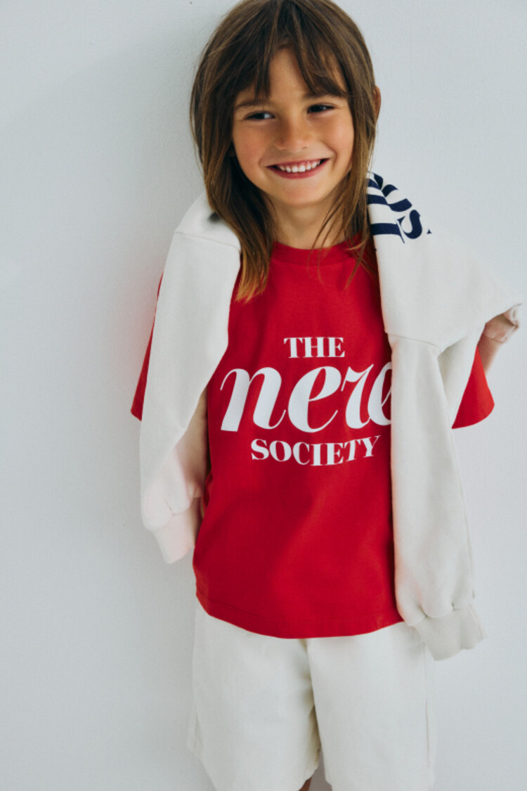 The New Society Maca T-Shirt - Tulip Red