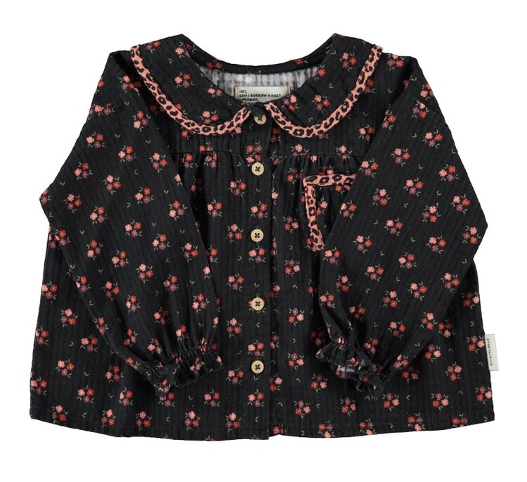 Piupiuchick peter pan collar blouse | black w/ flowers