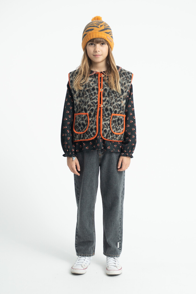 Piupiuchick peter pan collar blouse | black w/ flowers