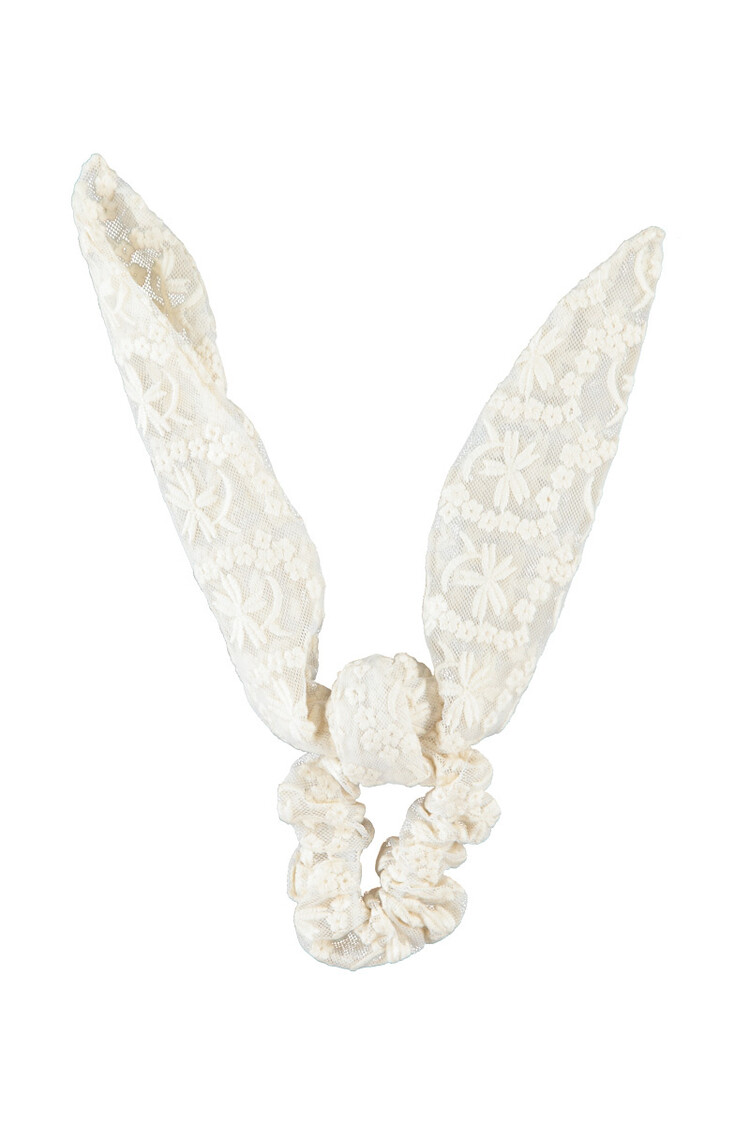 Piupiuchick scrunchie | ecru lace