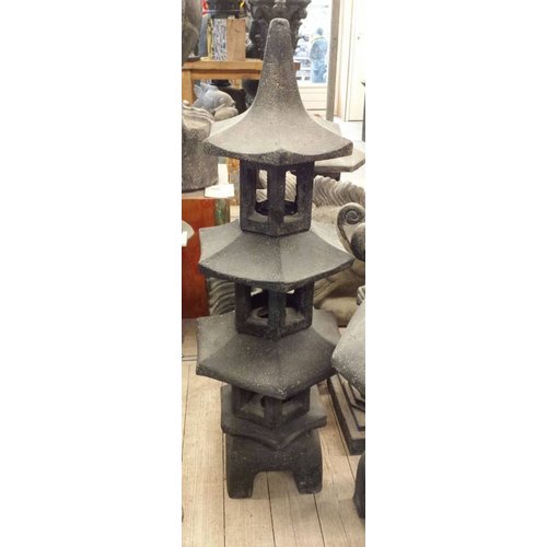 Pagode Japanse tuinlamp 3 etage Pagode Japanse tuinlamp 3 etage