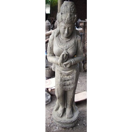 Eliassen Beeld Dewi Chakra Eliassen Beeld Dewi Chakra