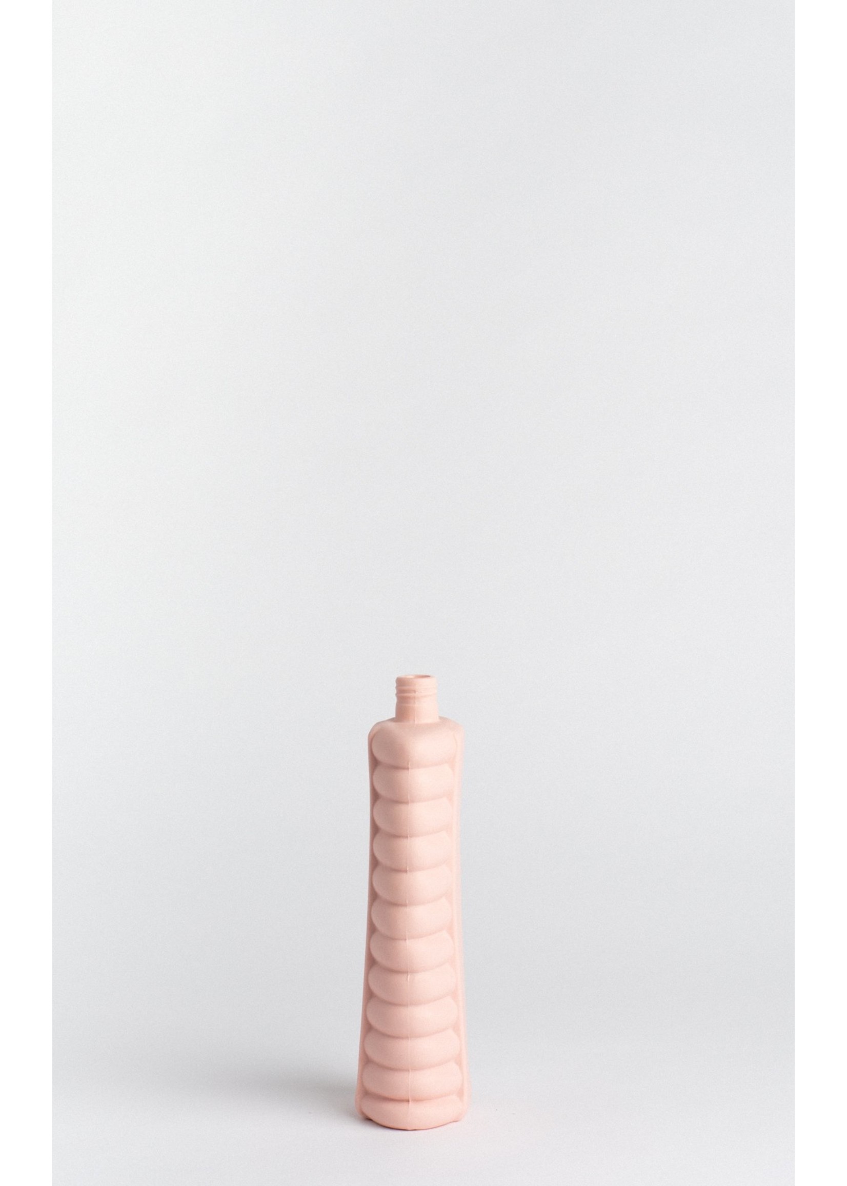 Foekje Fleur porcelain bottle vase #10 pink