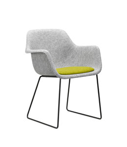 VEPA Felt - PET Stoel Lichtgrijs - Zwart Frame - 100% recycle plastic en staal - Zitting Groen (Nederlands Product)