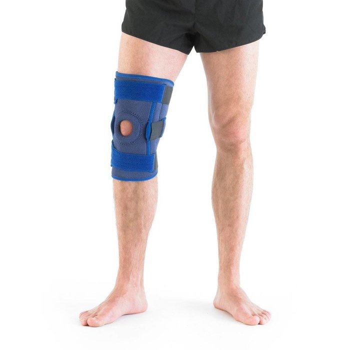 Neo-G knee brace with hinge function for extra bending