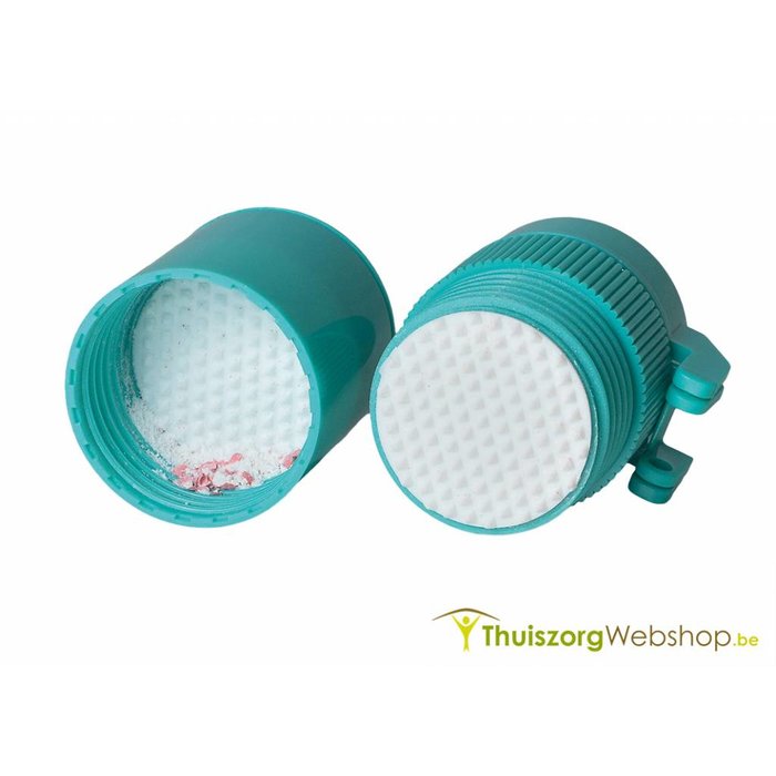 Pill pulverizer / splitter with 2 storage compartments