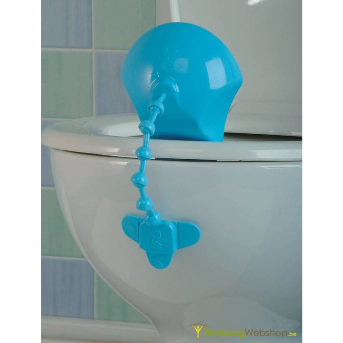 Puddle protection for toilet