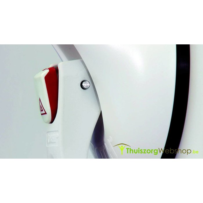 Extendable wall bracket on suction cup