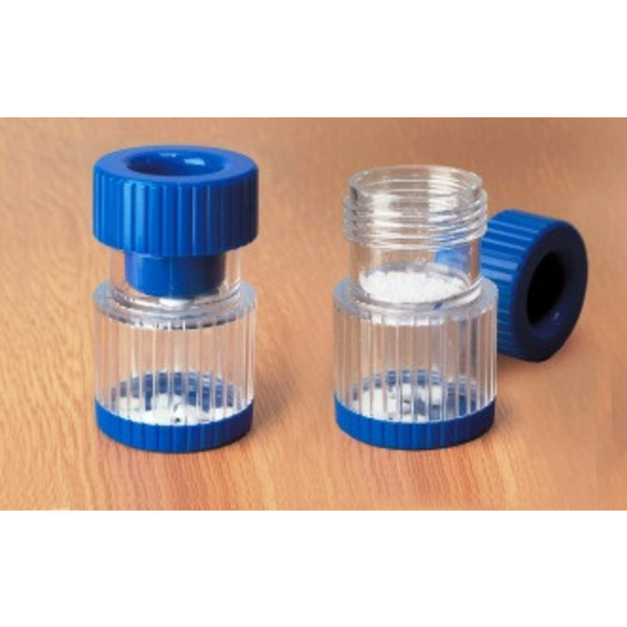 Pill crusher with storage compartment