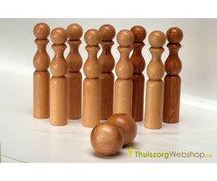 Bowling game in wood