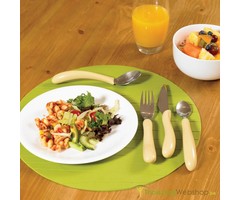 Customized cutlery with anatomical handle